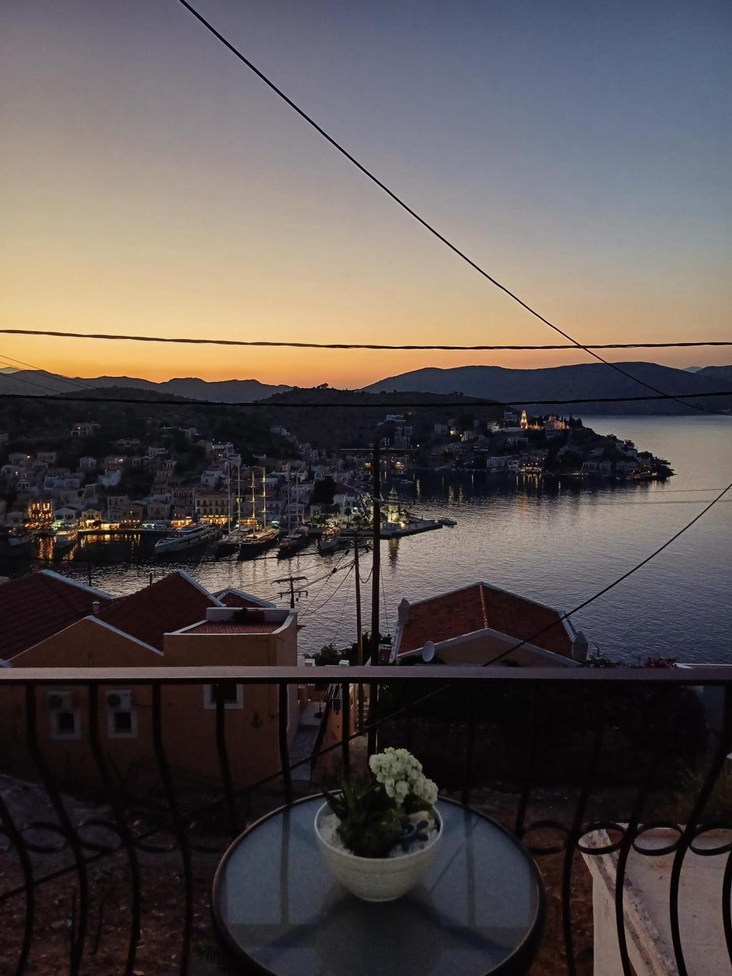 Duchess Harbour View Lägenhet Symi Exteriör bild