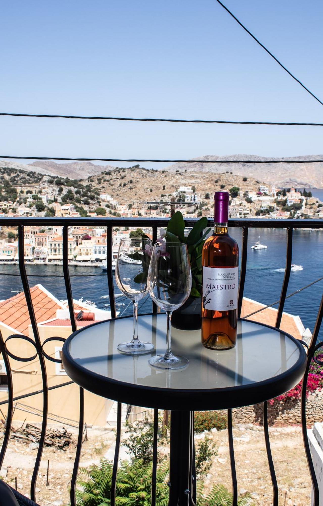 Duchess Harbour View Lägenhet Symi Exteriör bild